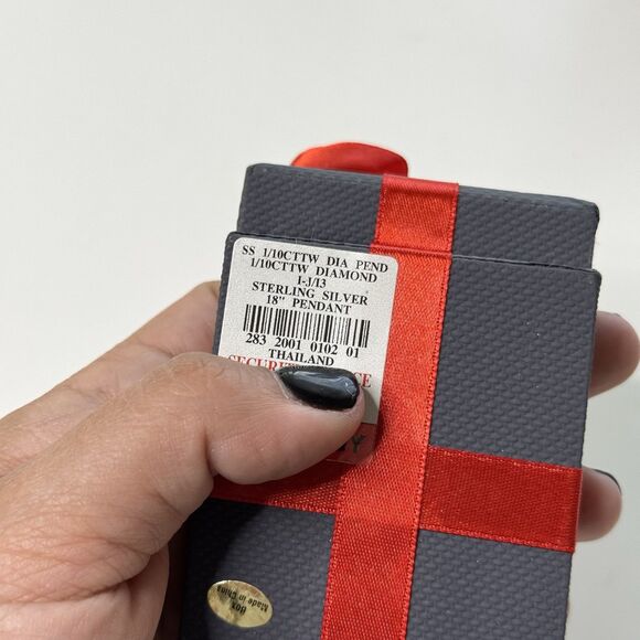 Sterling Silver Twist Infinity Pendant Necklace 18" Chain 1/10 CTTW Diamonds NEW - Picture 4 of 5